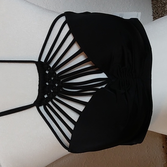Shade and shore black bikini top - Picture 2 of 5